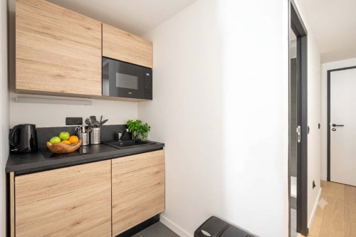 Furnished studio, all bills included - Clichy, metro L13
