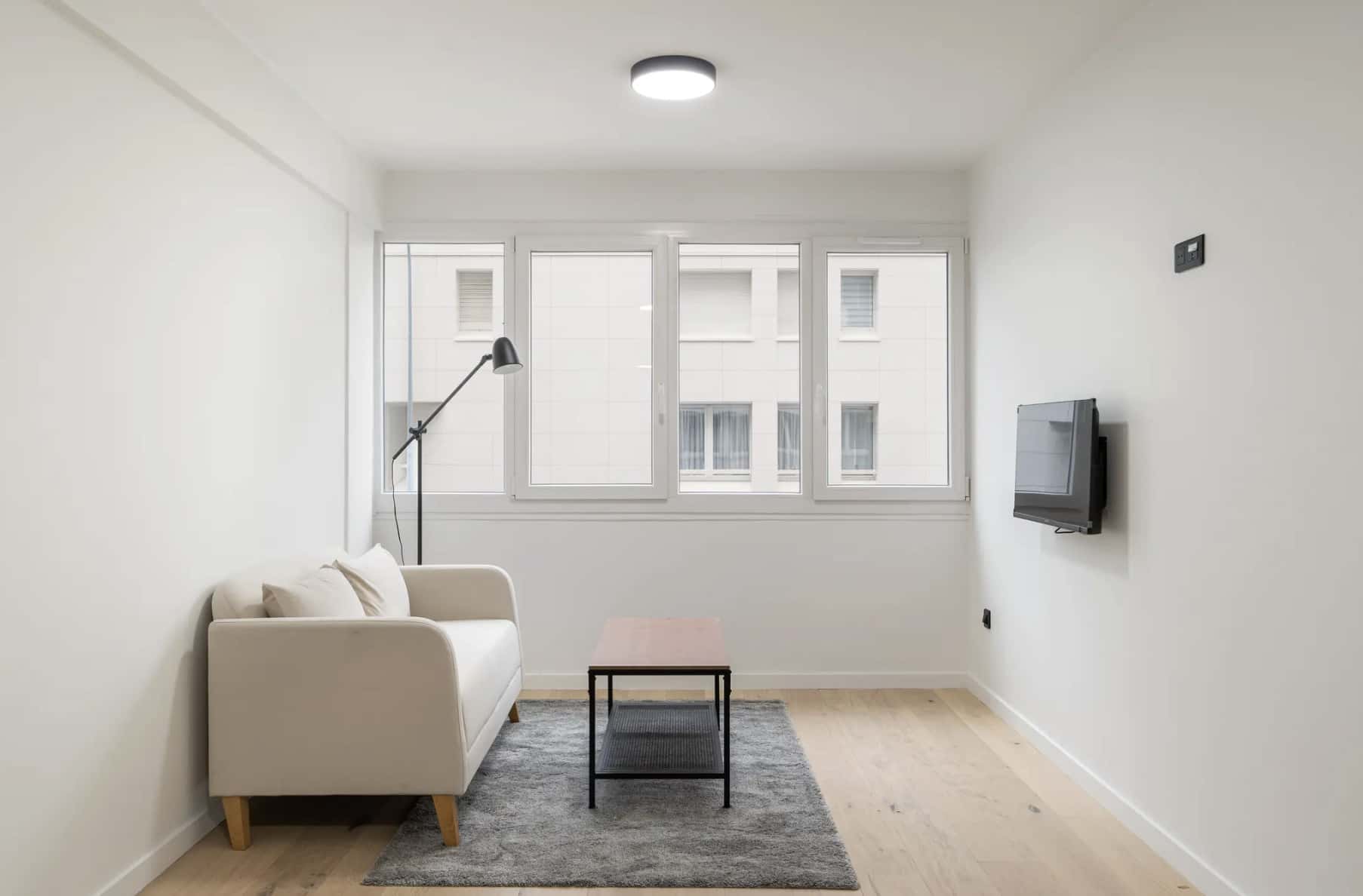 Furnished Studio, All Bills Included - Clichy, Metro L13 - 1