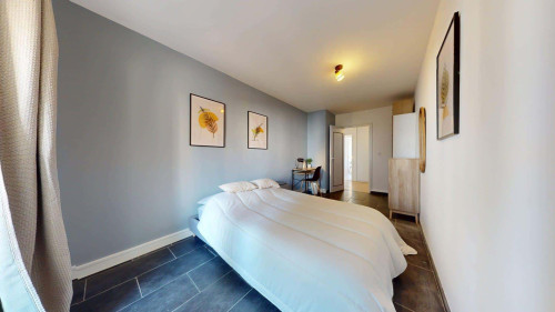 Room in Rue de la Chapelle, Lyon for 119 m² with 6 bedrooms - Gallery - 25