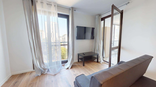 Room in Route de Seysses, Toulouse for 74 m² with 4 bedrooms