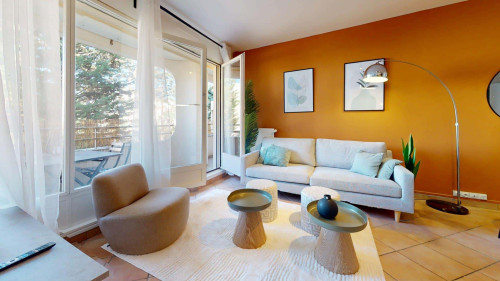 Room in Rue de la Chapelle, Lyon for 119 m² with 6 bedrooms - Gallery - 11