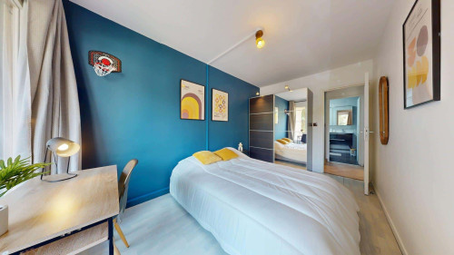 Room in Rue de la Chapelle, Lyon for 119 m² with 6 bedrooms - Gallery - 24
