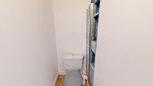Room in Rue d'Auxonne, Dijon for 81 m² with 4 bedrooms