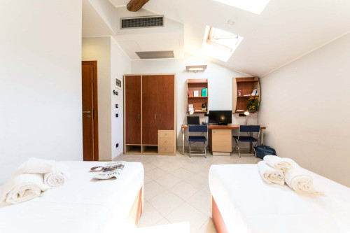 Via Monsignor Ventimiglia - bed in double room - Gallery - 5