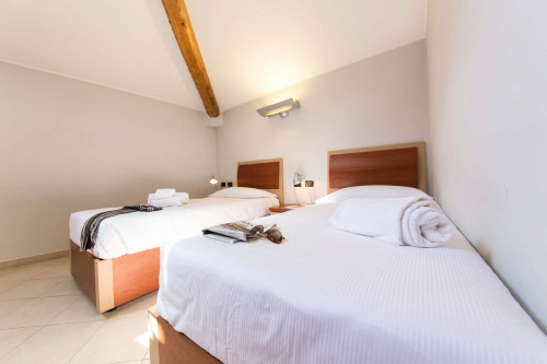 Via Monsignor Ventimiglia - bed in double room