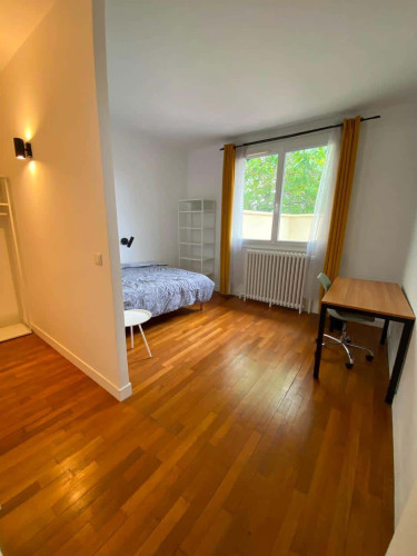 RUE JULES FERRY