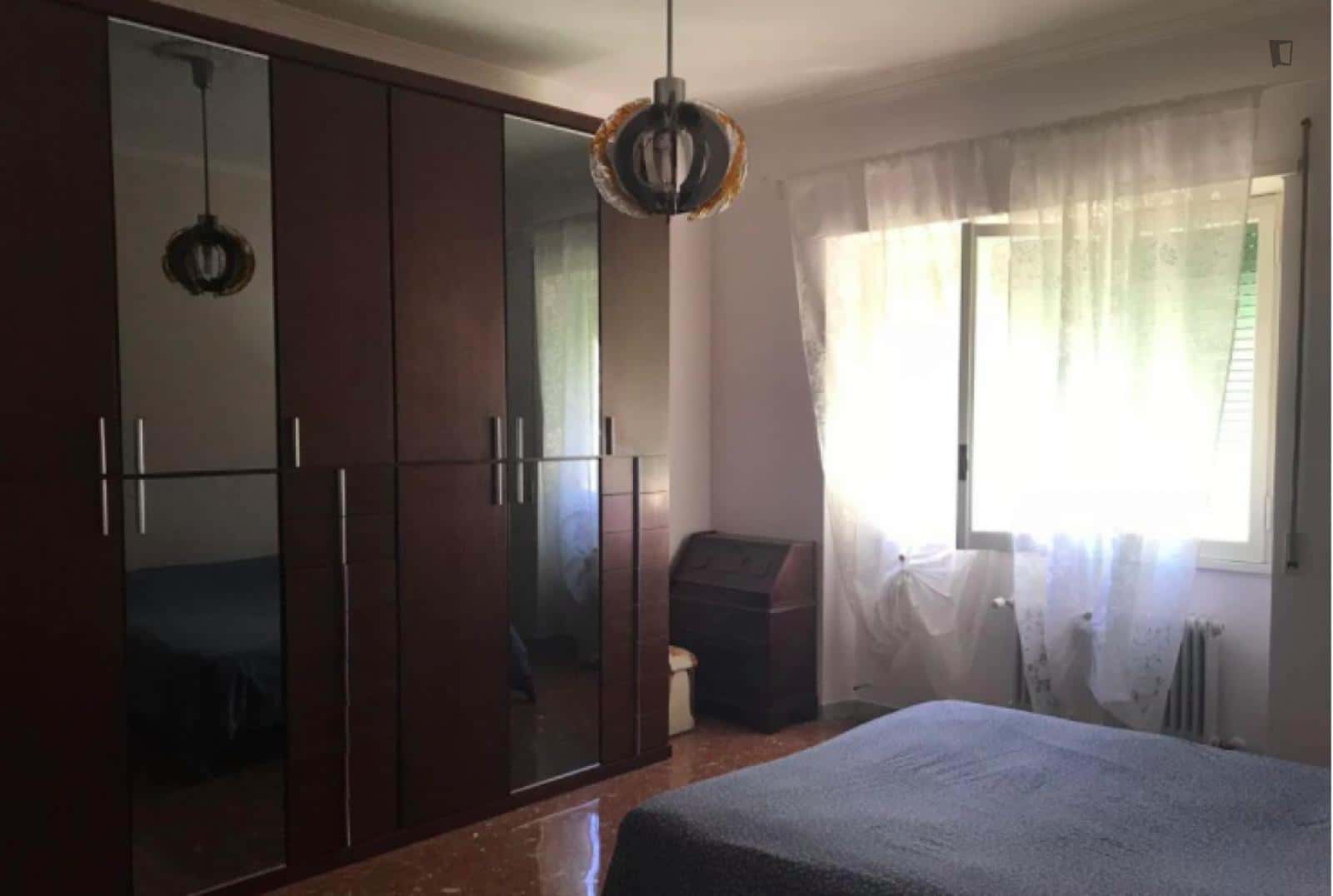 Room In Via Dell'Aquila Reale, Roma For 85 M² With 3 Bedrooms - 1