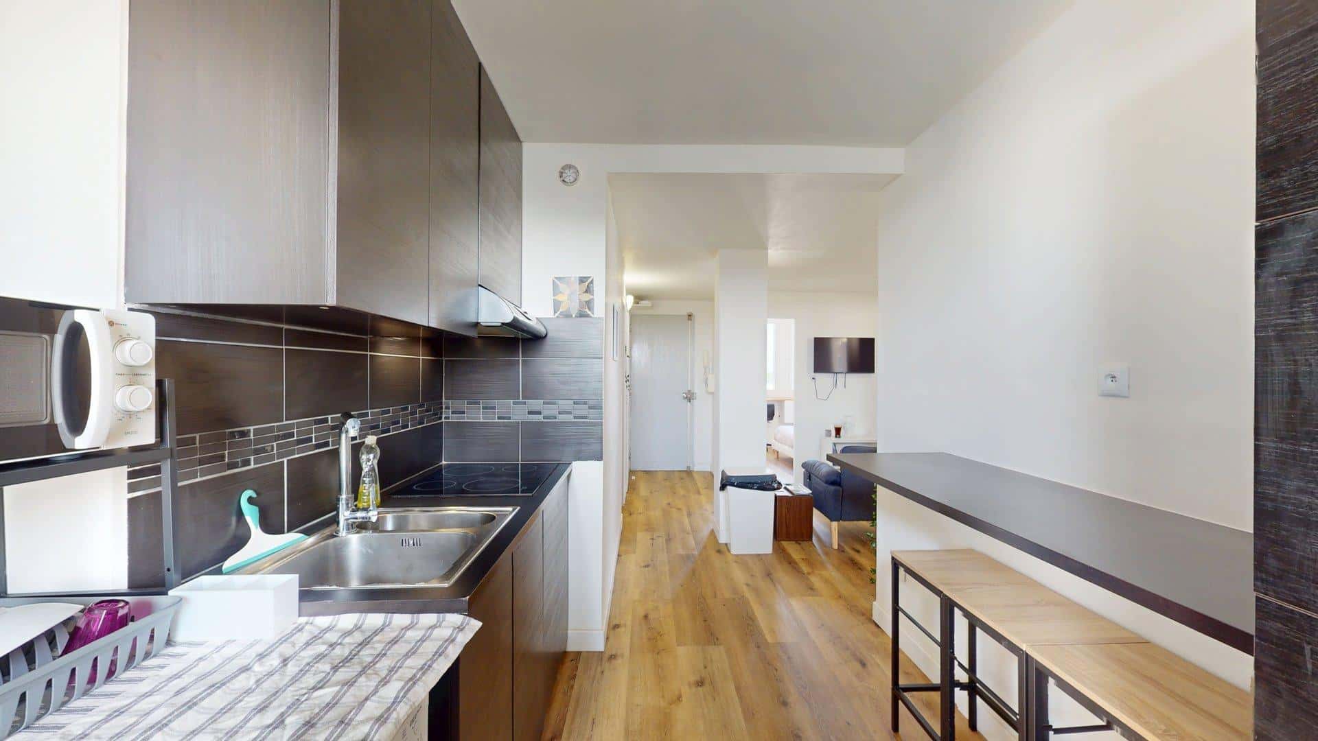 Room In Boulevard De Larramet, Toulouse For 70 M² With 4 Bedrooms - 1