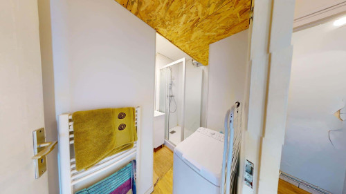 Room in Avenue de la Libération Charles de Gaulle, Le Bouscat for 76 m² with 4 bedrooms - Gallery - 6