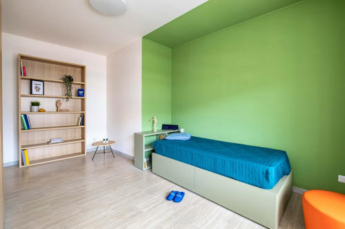 Via Antonio Toscani - single room - STUDENTS ONLY