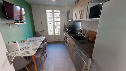 Room in Rue Mayen, Grenoble for 66 m² with 4 bedrooms - Gallery - 8