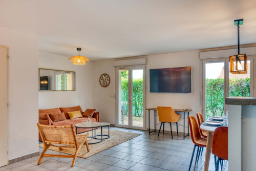 House with a garden 10 minutes from Lyon. Ideal relocation & business stays - Gallery - 17