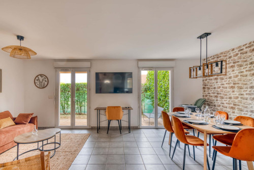 House with a garden 10 minutes from Lyon. Ideal relocation & business stays - Gallery - 11