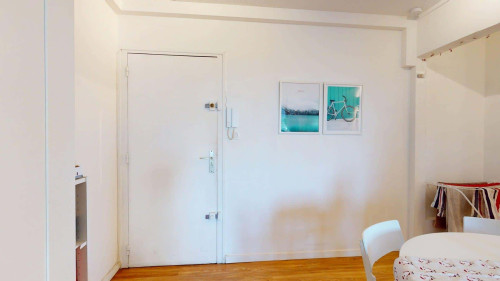Room in Rue Joliot Curie, Tassin-la-Demi-Lune for 78 m² with 4 bedrooms