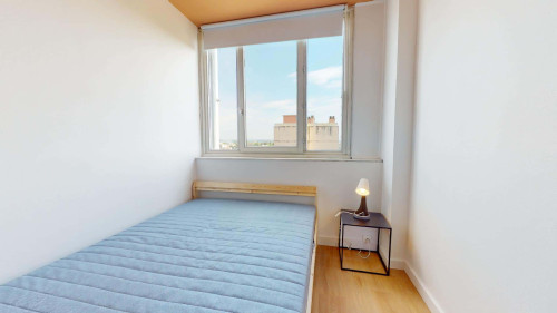 Room in Rue Edouard Branly, Bron for 86 m² with 5 bedrooms - Gallery - 11