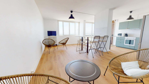 Room in Rue Edouard Branly, Bron for 86 m² with 5 bedrooms - Gallery - 5