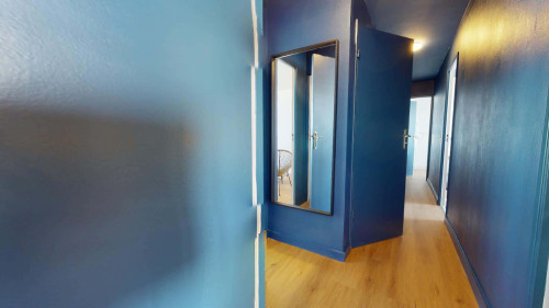 Room in Rue Edouard Branly, Bron for 86 m² with 5 bedrooms - Gallery - 16