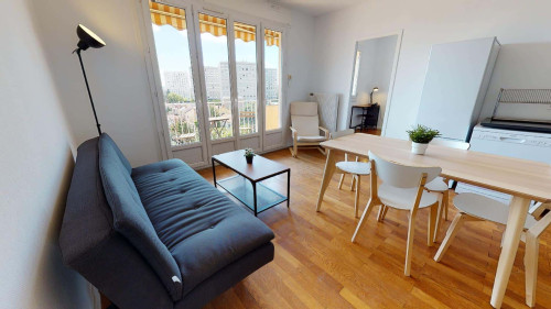 Room in Rue Jules Valensaut, Lyon for 83 m² with 4 bedrooms - Gallery - 15