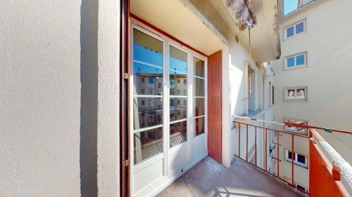 Room in Boulevard Docteur Charles Barnier, Toulon for 69 m² with 3 bedrooms - Gallery - 6