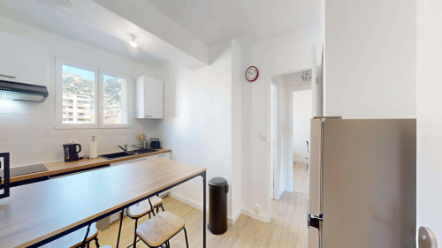 Room in Boulevard Docteur Charles Barnier, Toulon for 69 m² with 3 bedrooms - Gallery - 7