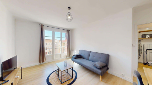 Room in Boulevard Docteur Charles Barnier, Toulon for 69 m² with 3 bedrooms - Gallery - 15