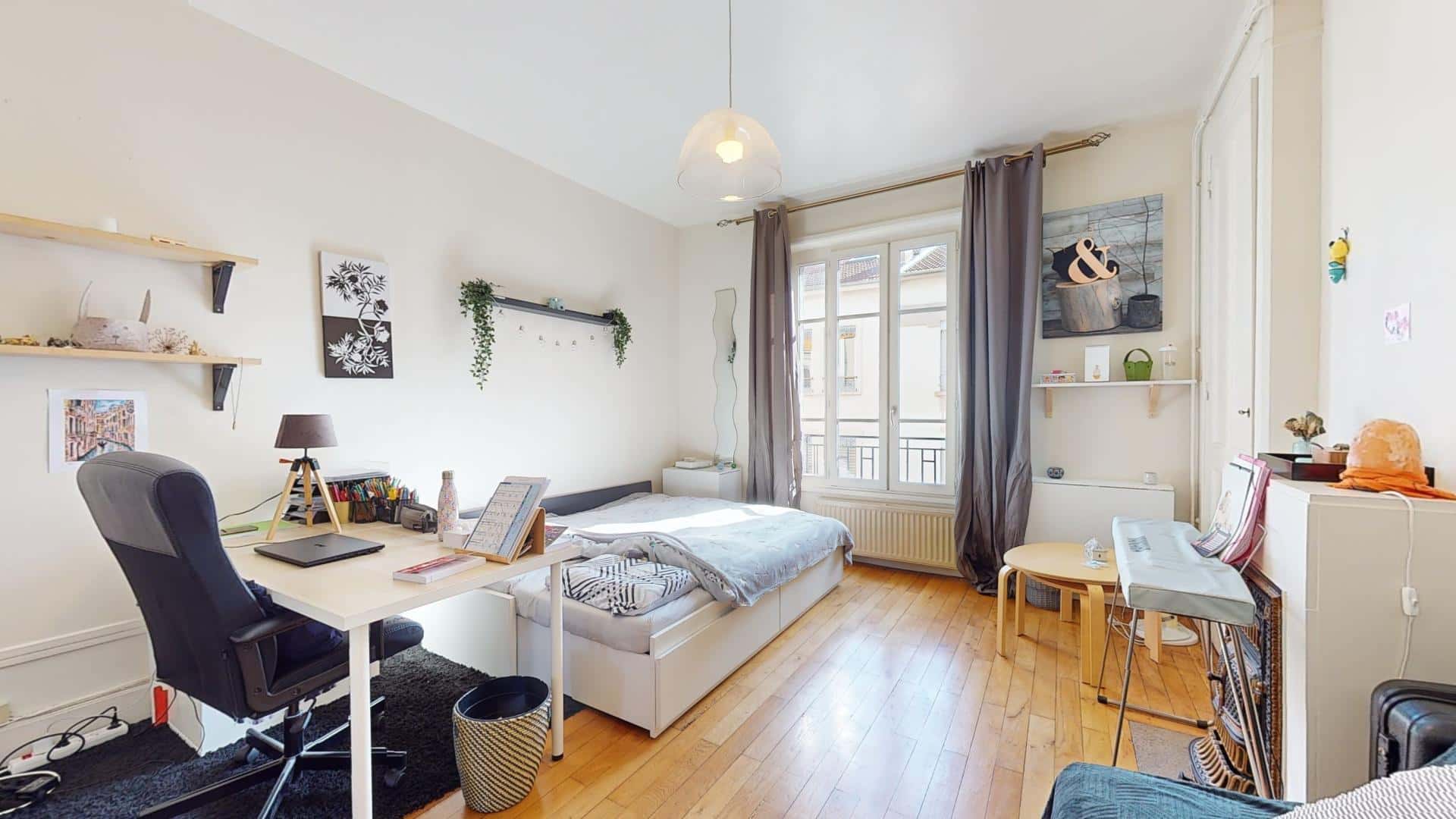 Apartment In Rue Notre Dame, Lyon For 37 M² - 1
