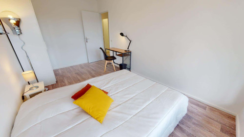 Room in Rue Professeur Patel, Lyon for 116 m² with 7 bedrooms - Gallery - 21