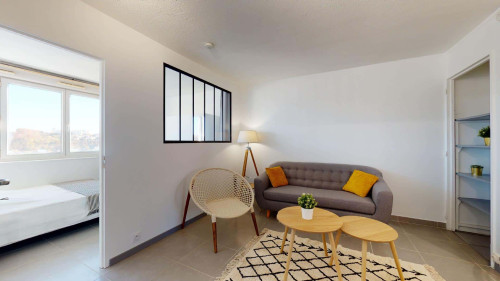 Room in Rue de Saint Cyr, Lyon for 85 m² with 6 bedrooms - Gallery - 5