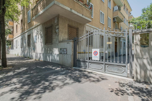 Apartment in Circonvallazione Clodia, Roma for 75 m² with 2 bedrooms