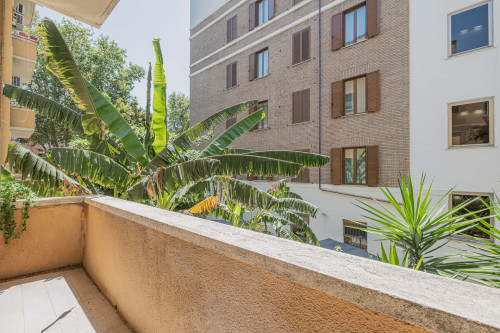 Apartment in Circonvallazione Clodia, Roma for 75 m² with 2 bedrooms - Gallery - 13