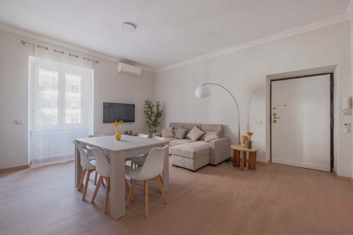 Apartment in Circonvallazione Clodia, Roma for 75 m² with 2 bedrooms - Gallery - 27