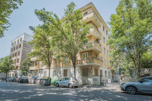 Apartment in Circonvallazione Clodia, Roma for 75 m² with 2 bedrooms