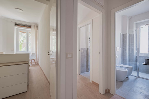 Apartment in Circonvallazione Clodia, Roma for 75 m² with 2 bedrooms - Gallery - 11