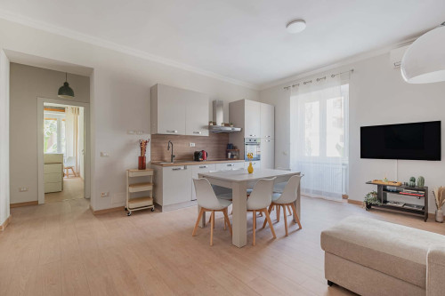 Apartment in Circonvallazione Clodia, Roma for 75 m² with 2 bedrooms - Gallery - 25
