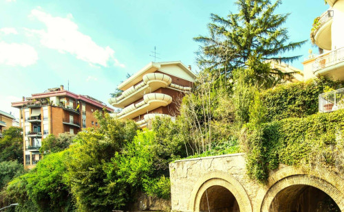 Apartment in Via Paolo Segneri, Roma for 87 m² with 3 bedrooms
