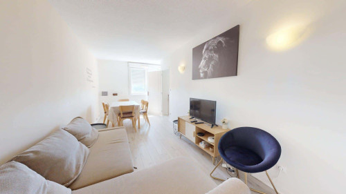 Room in Rue de Saint Cyr, Lyon for 75 m² with 4 bedrooms - Gallery - 9
