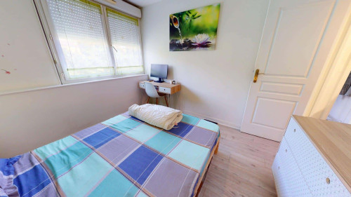 Room in Rue de Saint Cyr, Lyon for 75 m² with 4 bedrooms - Gallery - 15