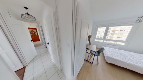 Room in Boulevard de l'Europe, Oullins-Pierre-Bénite for 107 m² with 5 bedrooms - Gallery - 11