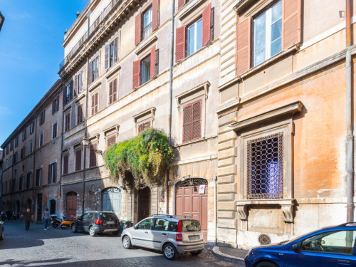 2-bedroom apartment, with outdoor area