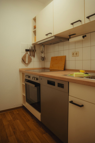 RICH Apartments – Modern Business Apartment with Parking in Bielefeld City Center - Gallery - 12