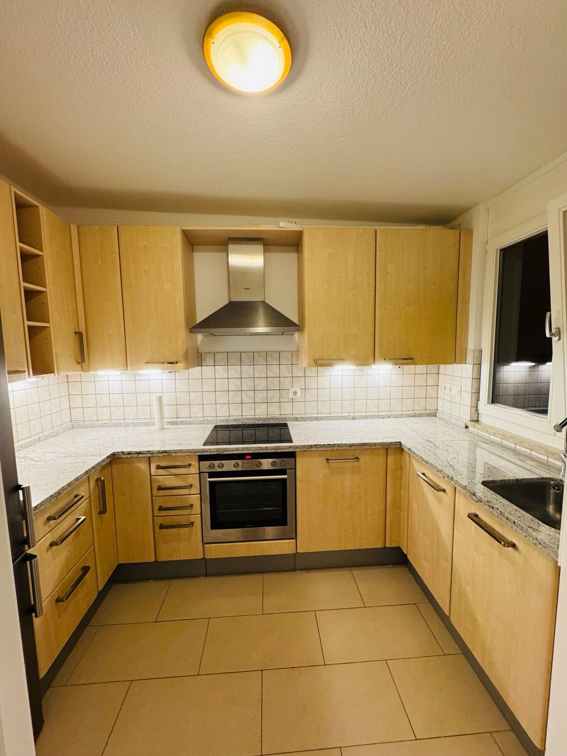 Mordern + Bright 65 M² Apartment | Huge Rooftop Terrace | WiFi & Parking Included | Close To U Bahn  - 13