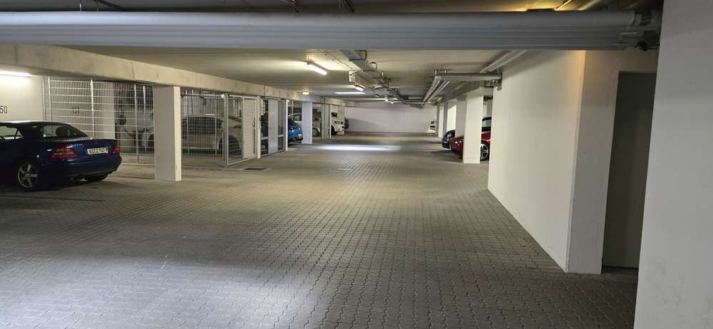 Mordern + Bright 65 M² Apartment | Huge Rooftop Terrace | WiFi & Parking Included | Close To U Bahn  - 4