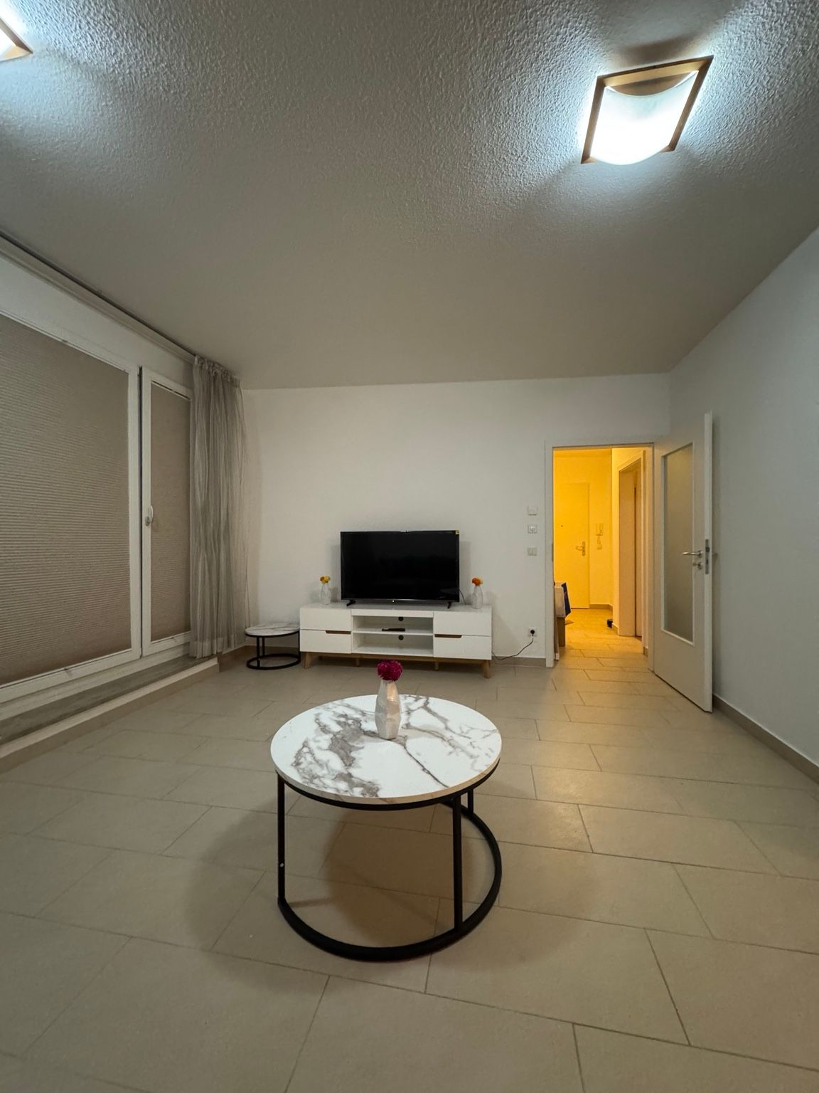 Mordern + Bright 65 M² Apartment | Huge Rooftop Terrace | WiFi & Parking Included | Close To U Bahn  - 8