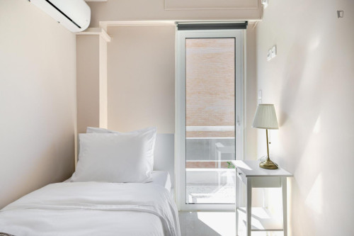 Welcoming 2-bedroom flat near the Megaro Moussikis subway station - Gallery - 6