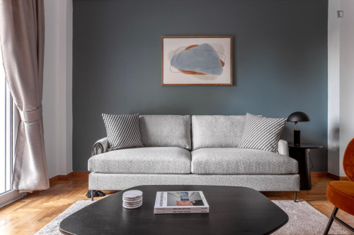 Inviting 2-bedroom flat near the University of Economics and Business - Gallery - 13