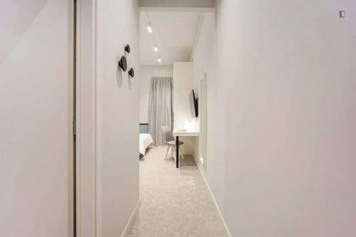 Powerful Studio close to  Athens University of Economics and Business - Gallery - 11