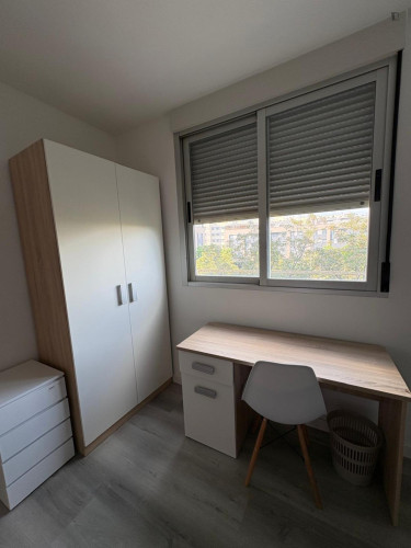 Amazing single bedroom close to EOI Castelló de la Plana