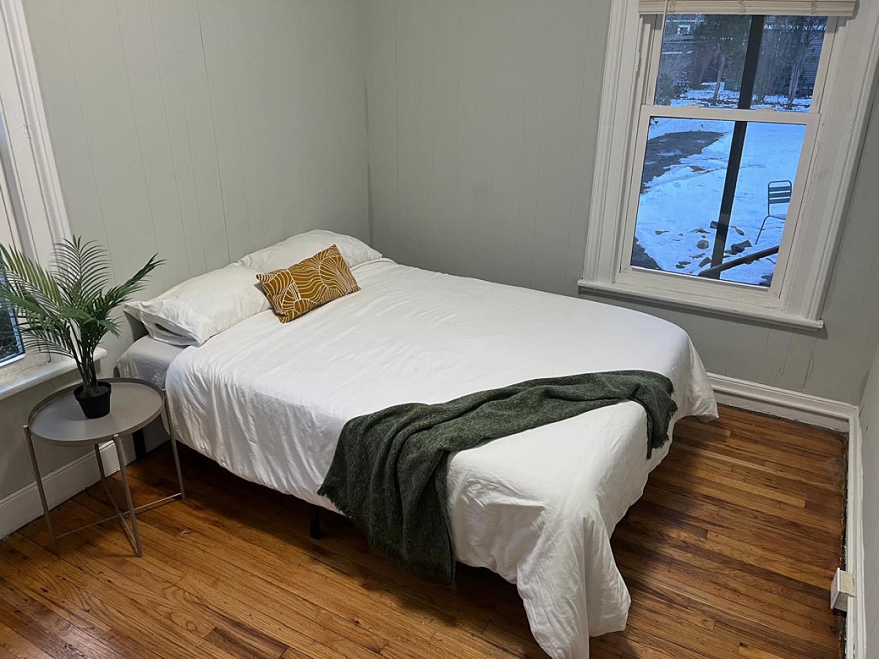 Private Bedroom - 3