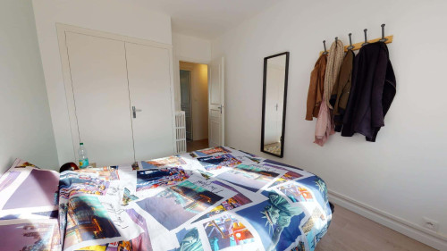 Room in Avenue des Thébaudières, Saint-Herblain for 73 m² with 3 bedrooms