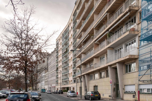 Room in Cours Aristide Briand, Caluire-et-Cuire for 115 m² with 6 bedrooms
